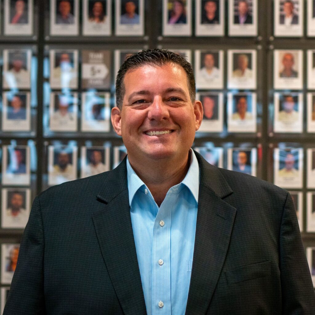 GREG DOMALEWSKI